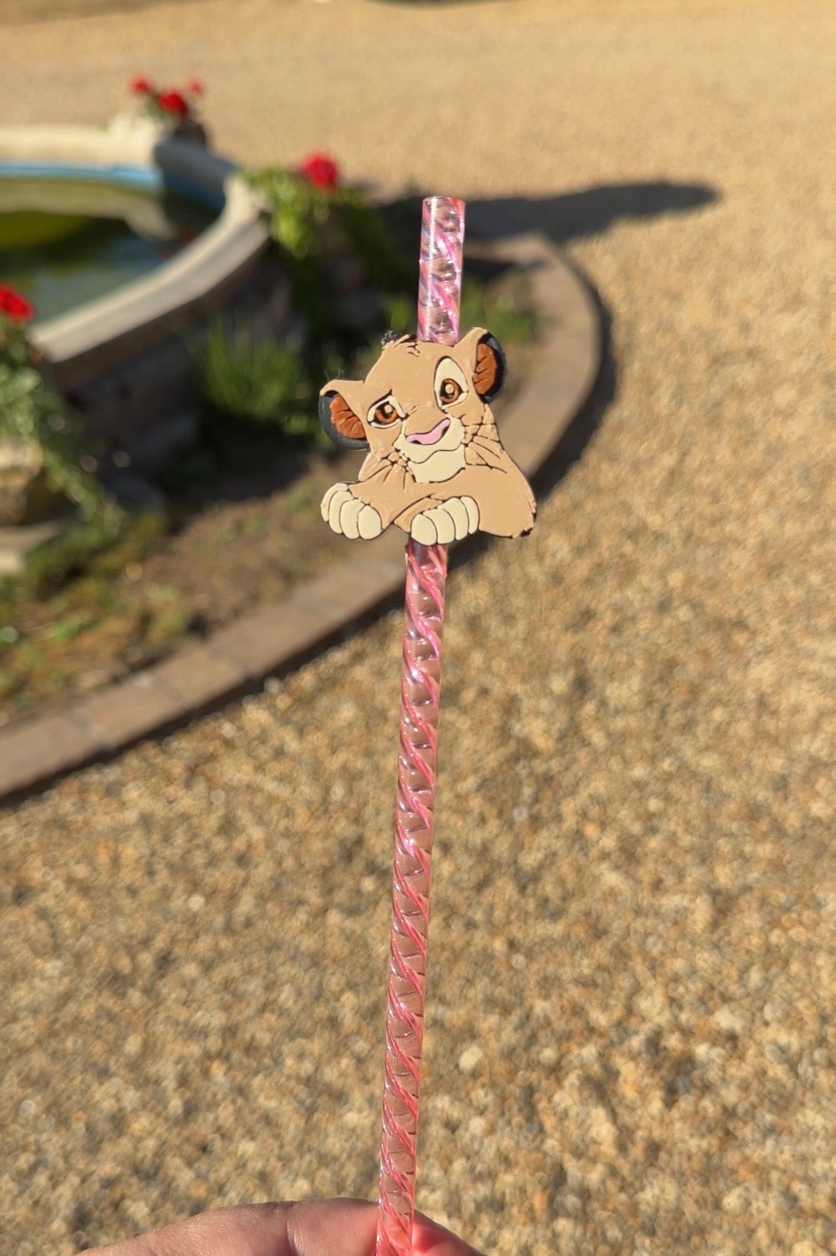 Simba straw topper