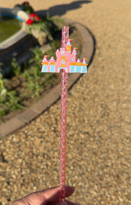 Castle straw topper