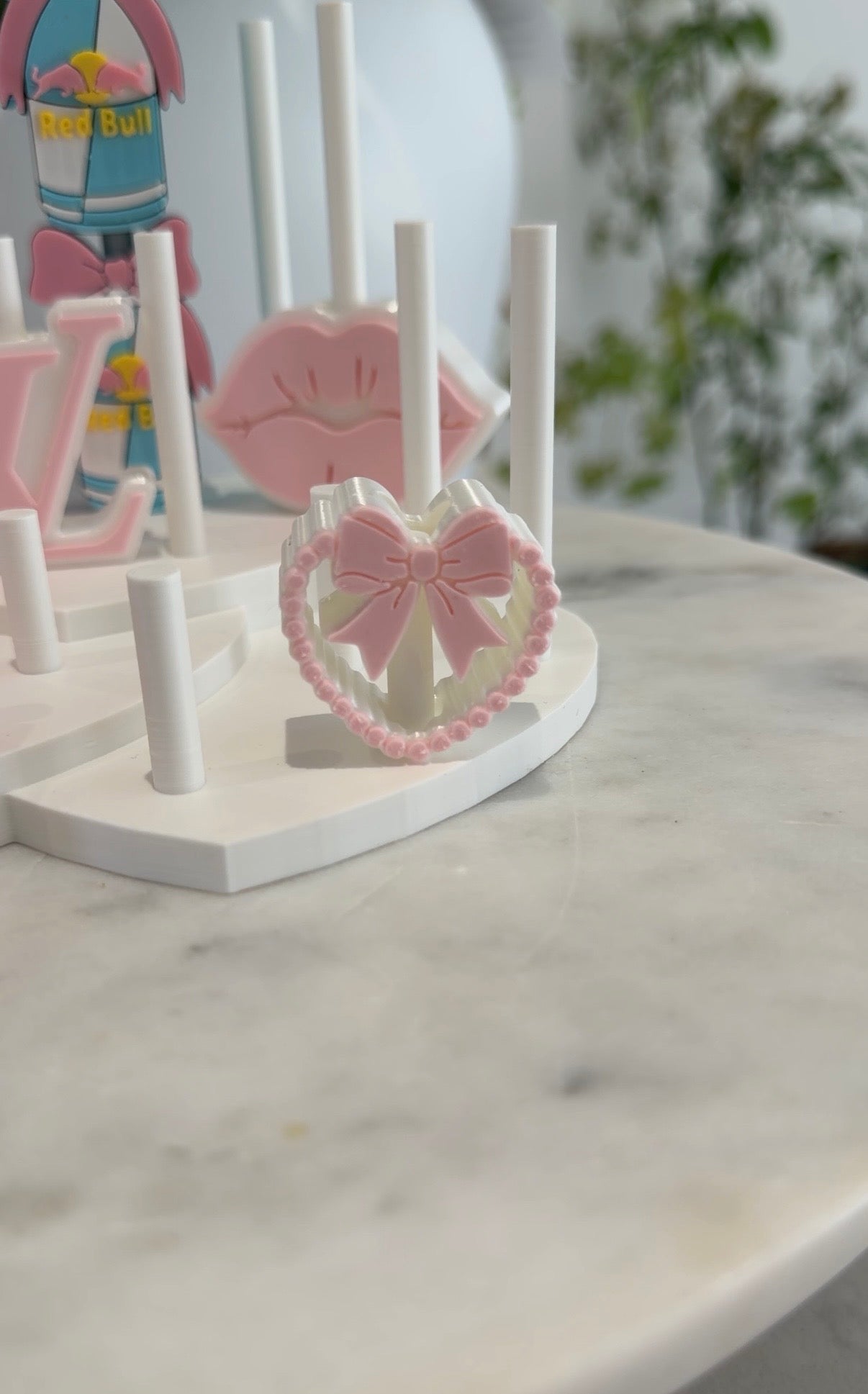 Heart coquette straw topper